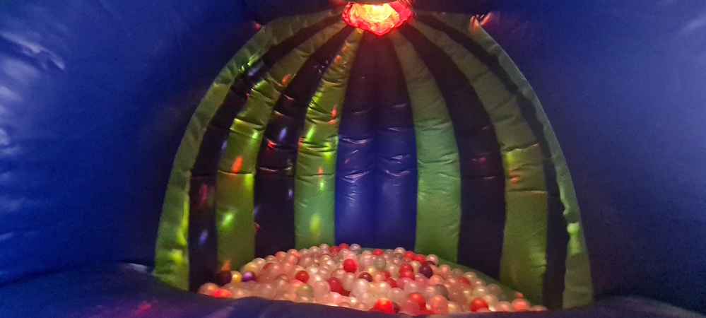  Inflatable Ball Pond